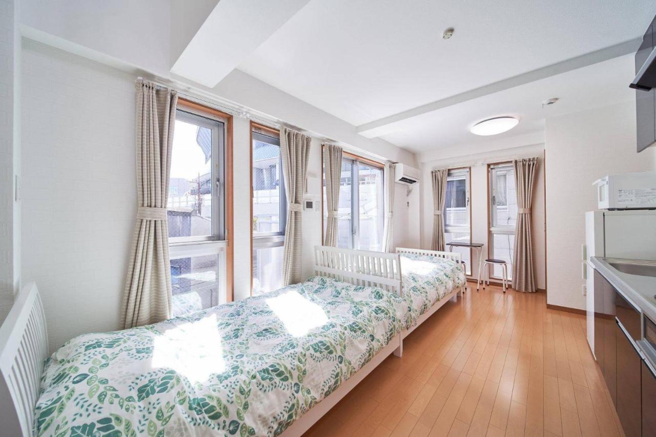Nanba Kuromon Market Yuzuki302 Appartement Osaka Buitenkant foto